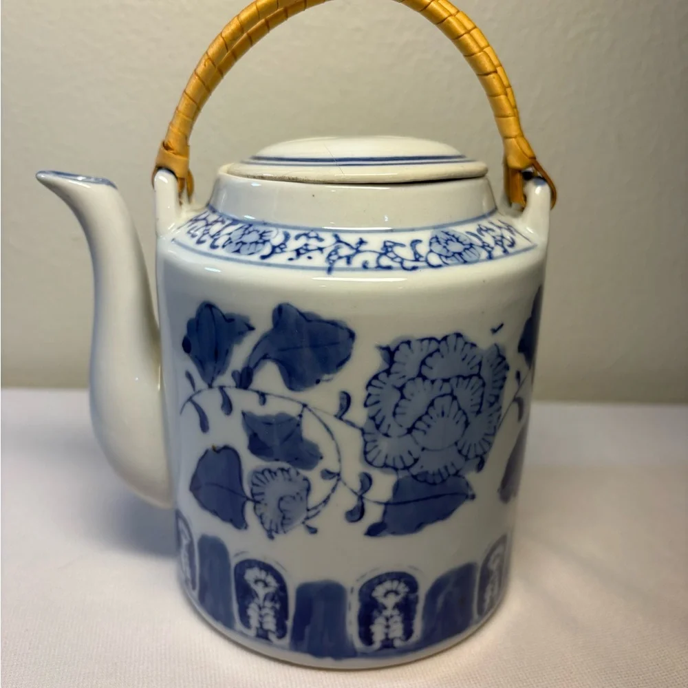 Vintage Ceramic Tea Pot with Double Handle Made in China 5.5 Inches Tall